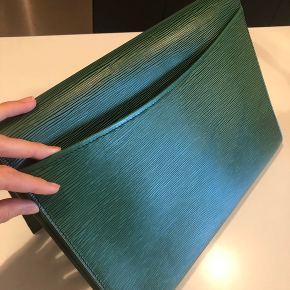 Louis Vuitton vintage green-document-laptop holder - Picture 9 of 10